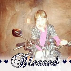 Meet your Posher, Jeannette